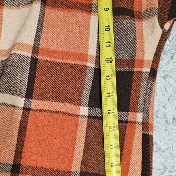 Fall Shacket Lg - Picture 4 of 4